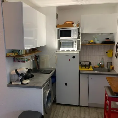 Rdj Avec Piscine Résidence Le Lavandor * Le Lavandou